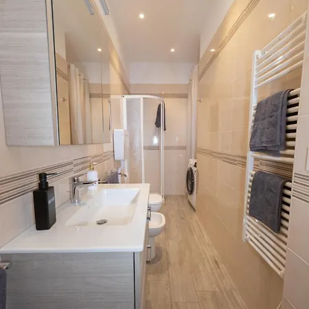 Ampio Trilocale In Centro A Apartament